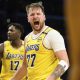 Luka Dončić Kembali Bertarung: Lakers vs Mavericks dalam Duel Sengit