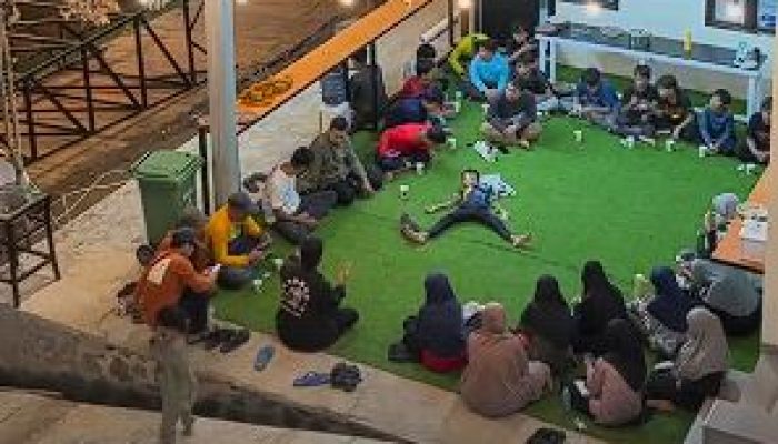 Masjid Sejuta Pemuda: Tempat Ibadah Ala Hotel, Ramah Musafir, Anak dan Kucing