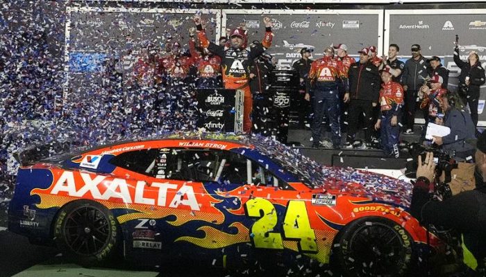 Pembalap Termuda William Byron Menang NASCAR, Daytona 500 Kedua Berturut-Turut