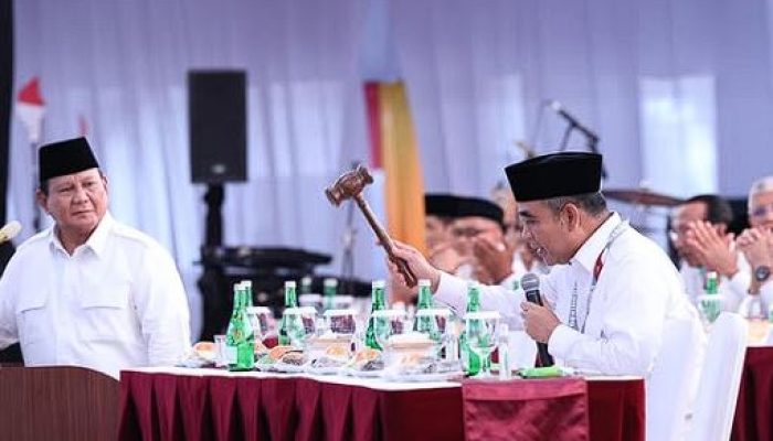 Prabowo Subianto Kembali Jadi Ketua Umum dan Ketua Dewan Pembina Gerindra di KLB 2025