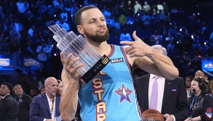 Stephen Curry : MVP, Moment Gemilang pada All-Star Game di Bay Area