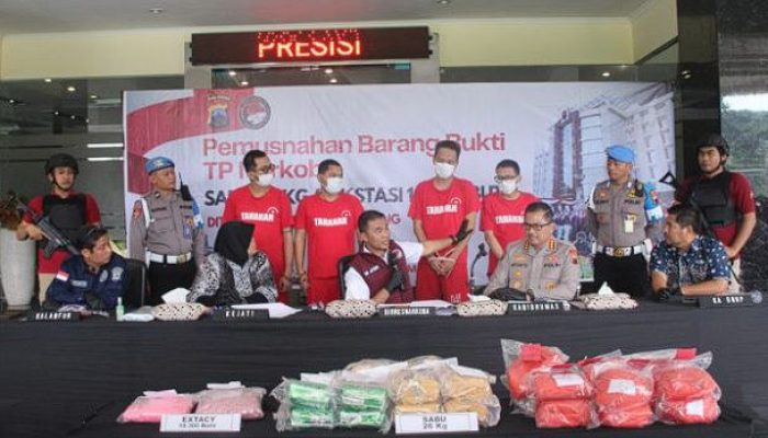 26 Kg Sabu dan 10.300 Pil Ekstasi Dimusnahkan oleh Polda Jateng