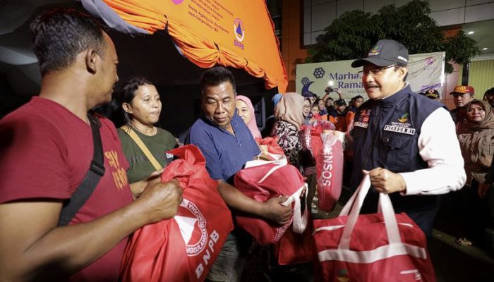 Gerak Cepat Kemensos dan BNPB Tanggapi Banjir Bekasi