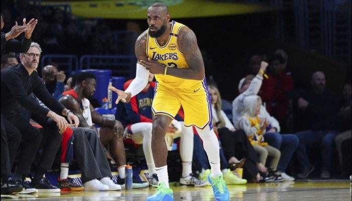 LeBron James Raih 50.000 Poin Gabungan, Pecahkan Rekor Sejarah NBA