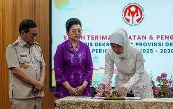 Pengukuhan Witri Yenny Arifin Sebagai Pengurus Dekranasda DKI Jakarta: Fokus Promosi Kerajinan Betawi di Pasar Global