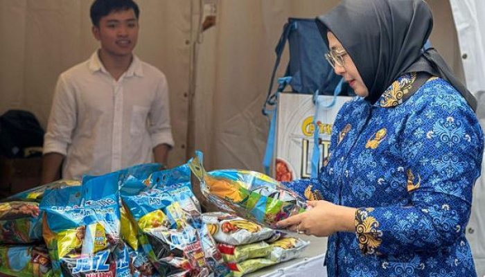 Wabup Intan Nurul Hikmah Resmikan Bazar Ramadan untuk Dukung Produk Lokal dan UMKM